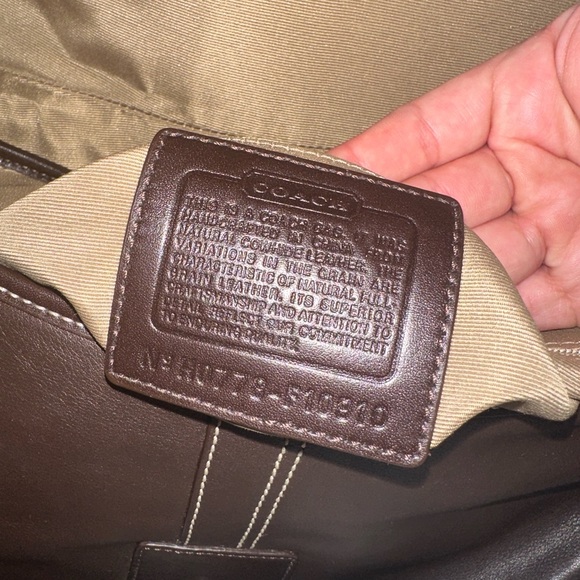 Brown Coach Soho Leather 🍒 - Picture 7 of 9